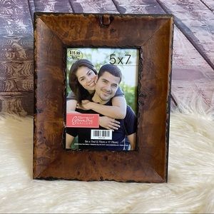 Green Tree Pucture Frame 5 X 7 Wooden. Open box!